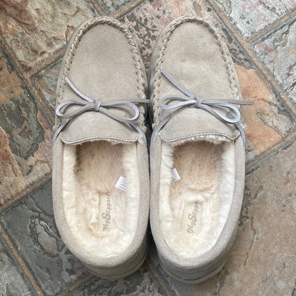 MySlipper Shoes - MySlippers. Size 9 women’s